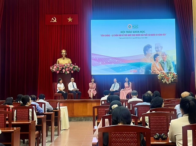 Chia sẻ kinh nghiệm thực tiễn nhằm tăng độ bao phủ vắc xin phòng bệnh cho nhóm dễ bị tổn thương - Ảnh 1.