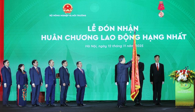 Tổng Bí thư Tô Lâm: Ngành Nông nghiệp và Môi trường cần đóng góp xứng đáng vào sự phát triển phồn vinh, bền vững của đất nước - Ảnh 3.