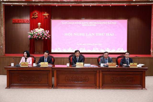 Ban Chấp hành Đảng Hà Nội họp bàn về công tác cán bộ chủ chốt - Ảnh 1.