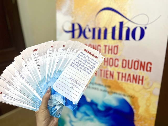 Đêm thơ Thanh xuân - Học đường và Nguyễn Tiến Thanh- Ảnh 4. Đêm thơ Thanh xuân - Học đường và Nguyễn Tiến Thanh- Ảnh 4.