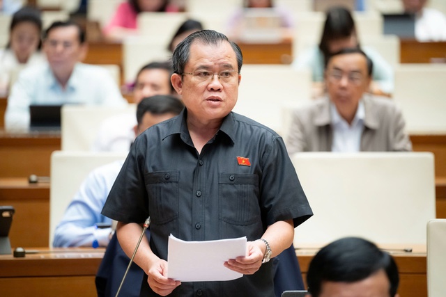 ĐBQH: Nhiều công trình "mọc lên" sai quy hoạch nhưng việc xử lý rất khó khăn - Ảnh 3.