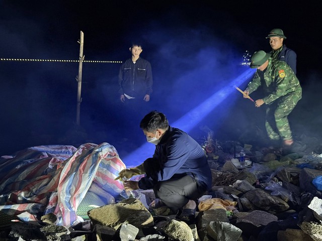 Câu chuyện xót xa của cụ bà để lại thư tuyệt mệnh rồi nhảy cầu tự tử - Ảnh 1.