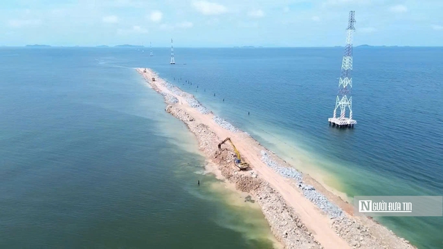 Cầu vượt biển dài 18km mở lối cho kinh tế Cà Mau bứt phá- Ảnh 3. Cầu vượt biển dài 18km mở lối cho kinh tế Cà Mau bứt phá- Ảnh 3.