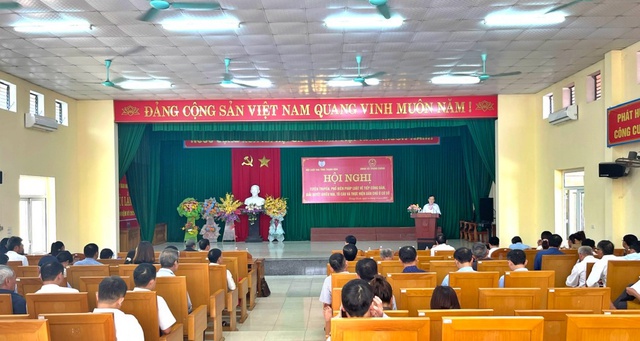 Hội Luật gia tỉnh Thanh Hóa tuyên truyền pháp luật "sát sườn" với đời sống người dân- Ảnh 3. Hội Luật gia tỉnh Thanh Hóa tuyên truyền pháp luật "sát sườn" với đời sống người dân- Ảnh 3.
