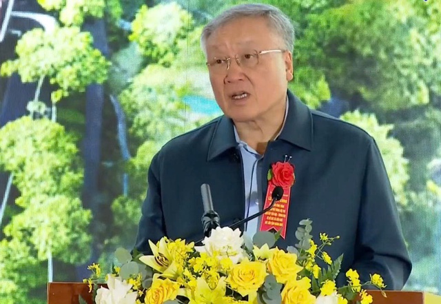 Phó Thủ tướng Thường trực Nguyễn Hòa Bình dự khởi công xây dựng trường miền biên giới Quảng Ngãi- Ảnh 1. Phó Thủ tướng Thường trực Nguyễn Hòa Bình dự khởi công xây dựng trường miền biên giới Quảng Ngãi- Ảnh 1.