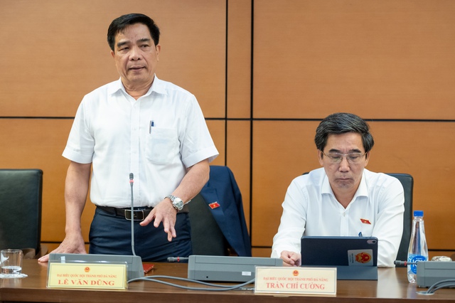 Lý giải cần lộ trình tăng lương với lĩnh vực giáo dục, y tế- Ảnh 1. Lý giải cần lộ trình tăng lương với lĩnh vực giáo dục, y tế- Ảnh 1.