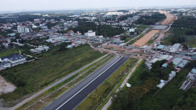 Sân bay Long Thành và loạt hạ tầng tỷ đô sắp về đích: Cơ hội “hóa rồng” cho Vũng Tàu- Ảnh 2. Sân bay Long Thành và loạt hạ tầng tỷ đô sắp về đích: Cơ hội “hóa rồng” cho Vũng Tàu- Ảnh 2.