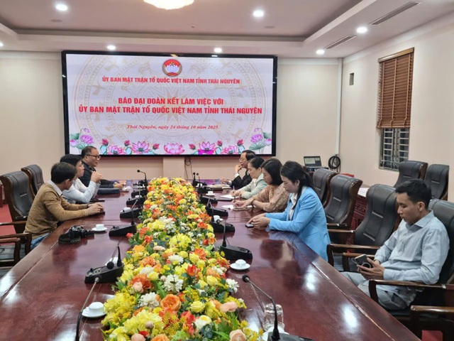 Giải thưởng Vinh danh Người truyền lửa: Bình chọn gương mặt truyền cảm hứng - Ảnh 2.