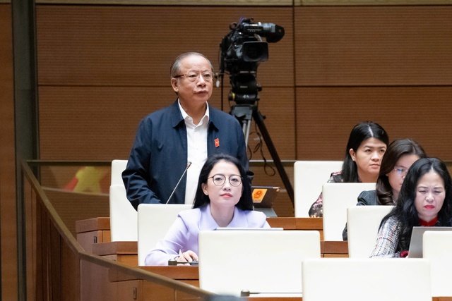 Bất cập trong giải phóng mặt bằng khiến nhiều dự án có tiền không giải ngân được - Ảnh 2.