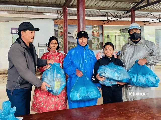 Nữ tiến sĩ miền núi miệt mài dạy chữ, lặng thầm gieo yêu thương- Ảnh 6. Nữ tiến sĩ miền núi miệt mài dạy chữ, lặng thầm gieo yêu thương- Ảnh 6.