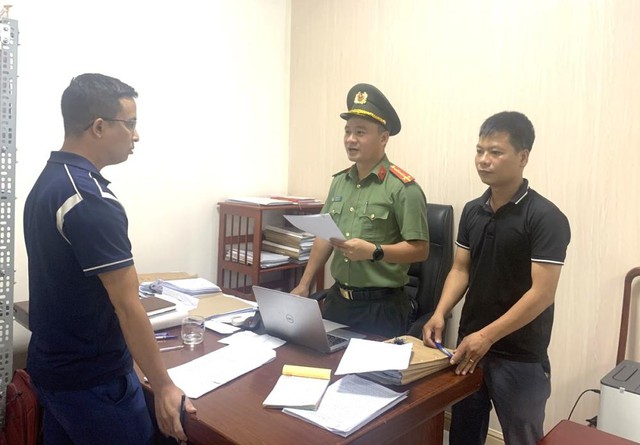 Vạch trần thủ đoạn tổ chức cho người khác trốn đi nước ngoài của 9 đối tượng Hà Tĩnh- Ảnh 1.