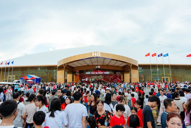 Tương lai thịnh vượng của kinh đô giao thương quốc tế phía Đông Bắc Hà Nội - Ảnh 1.