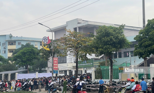 Bộ Xây dựng yêu cầu chấn chỉnh tình trạng “cò hồ sơ” tại dự án nhà ở xã hội - Ảnh 1.