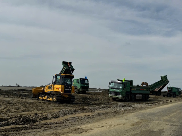 Cận cảnh “đại công trường” lấn biển ở Cần Giờ  - Ảnh 21.