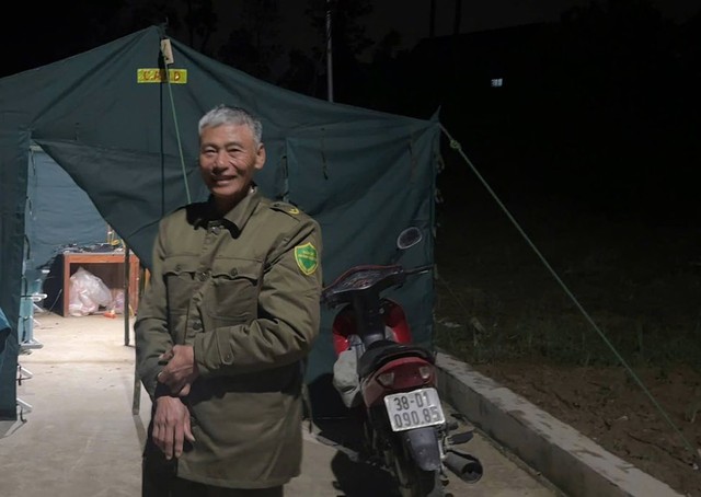 Hà Tĩnh: Lập tổ canh gác xuyên đêm, quyết liệt đấu tranh xử lý nạn “cát tặc” trên sông - Ảnh 4.