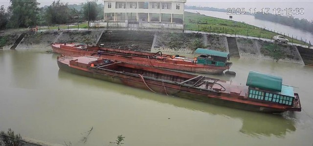 Hà Tĩnh: Lập tổ canh gác xuyên đêm, quyết liệt đấu tranh xử lý nạn “cát tặc” trên sông - Ảnh 2.