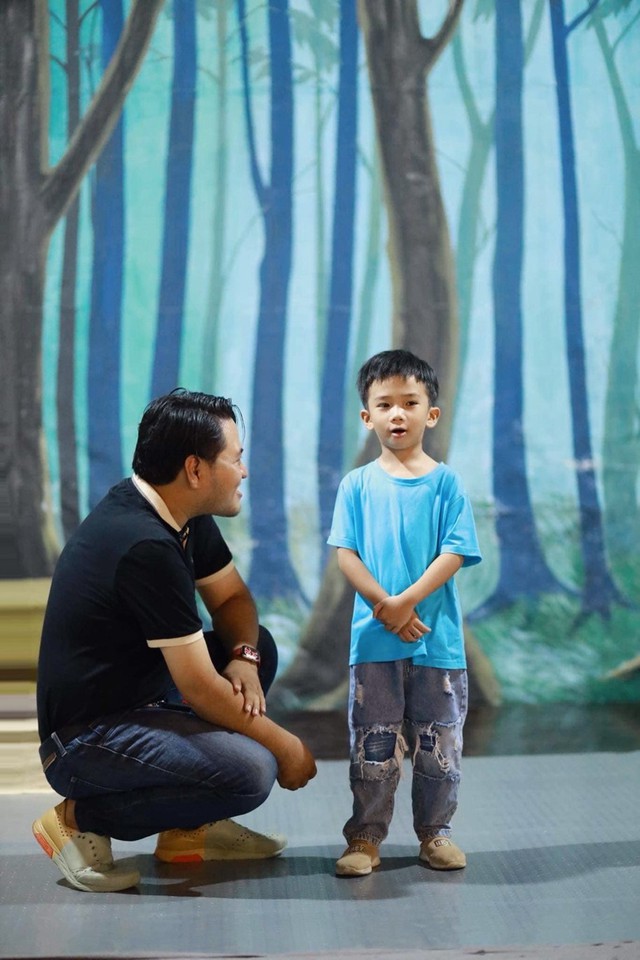 Thạc sĩ - Nhà báo – Đạo diễn Lê Mẫn: Ngọn lửa tri thức và trái tim người thầy  - Ảnh 6.