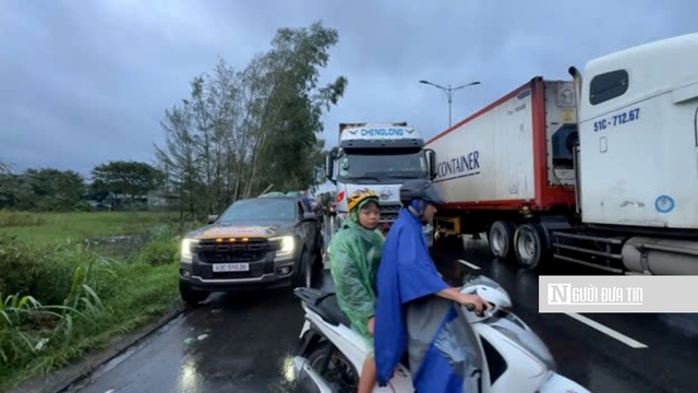 Đắk Lắk: Giao thông tê liệt, công tác cứu trợ gặp nhiều khó khăn- Ảnh 3.