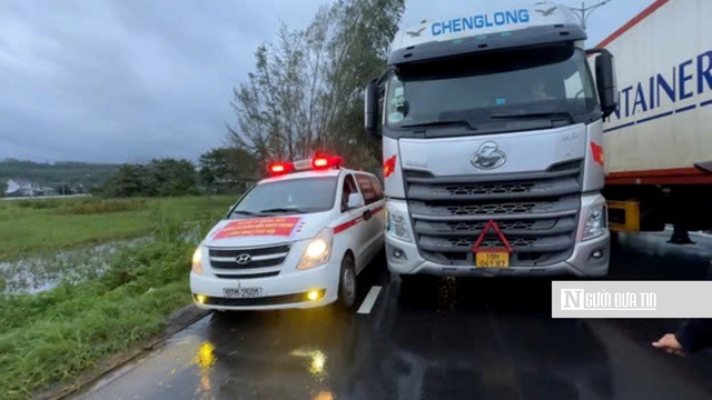 Đắk Lắk: Giao thông tê liệt, công tác cứu trợ gặp nhiều khó khăn- Ảnh 4.