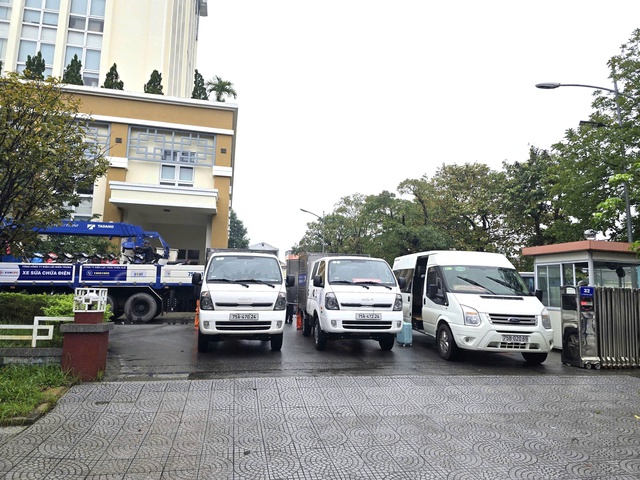 Huế “chia lửa” cùng Đắk Lắk khắc phục lưới điện: “Sáng điện lại cho dân mới trở về”- Ảnh 2.