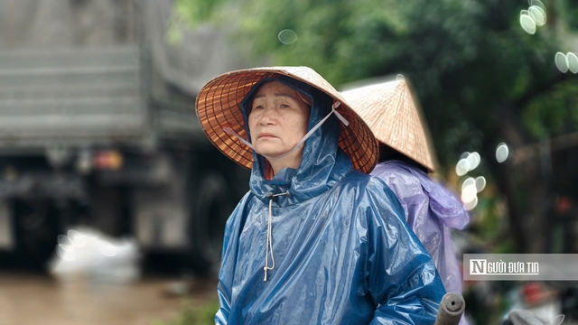 Đắk Lắk ngày sau lũ: Mỗi bữa cơm là niềm hy vọng- Ảnh 3.