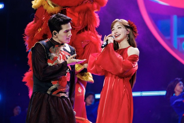 Hòa Minzy "tình bể bình" bên một sao nam Vbiz khiến mạng xã hội "dậy sóng" - Ảnh 2.