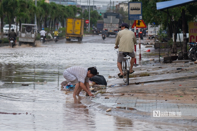 Xuất hiện hàng loạt ổ gà, ổ voi "bẫy" người dân trên tuyến huyết mạch qua Quy Nhơn- Ảnh 14.