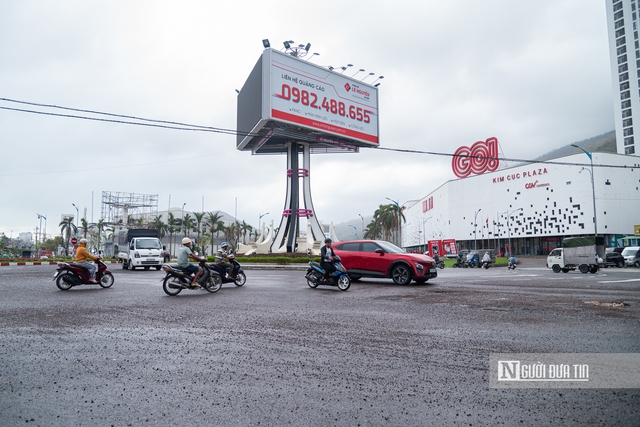 Xuất hiện hàng loạt ổ gà, ổ voi "bẫy" người dân trên tuyến huyết mạch qua Quy Nhơn- Ảnh 3.