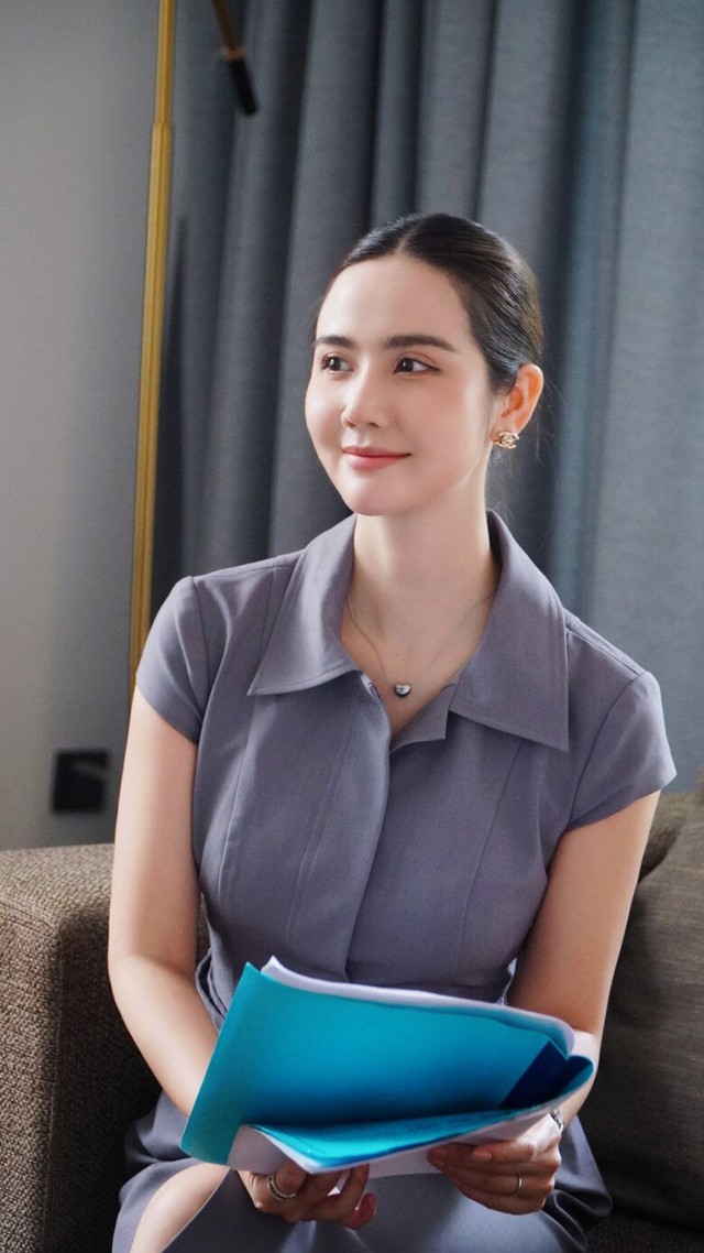 Nữ diễn viên đẹp tới mức cả giọt nước mắt rơi xuống cũng đẹp nao lòng- Ảnh 9.