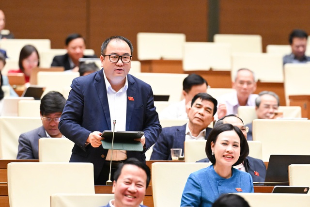 Cần chế tài đủ mạnh với hành vi cố tình che giấu, bóc gỡ nhãn AI lừa dối công chúng - Ảnh 5.