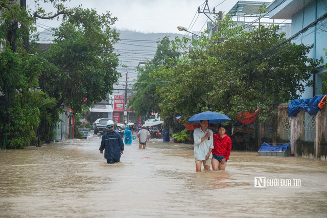 Gia Lai công bố tình huống khẩn cấp thiên tai do bão và lũ - Ảnh 1.