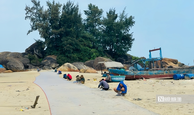 Mưu sinh trên thúng nhỏ: Lời kể của những người "làm ăn trên bọt nước" ở Sơn Trà- Ảnh 6.