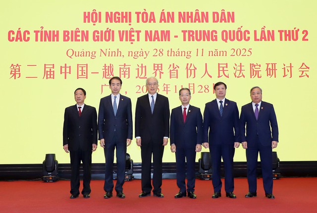 Hội nghị Tòa án nhân dân các tỉnh biên giới Việt Nam - Trung Quốc: Thắt chặt hợp tác tư pháp, giữ vững an ninh biên giới - Ảnh 10.