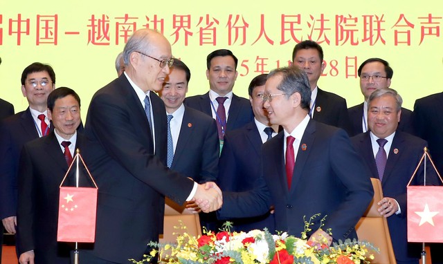 Hội nghị Tòa án nhân dân các tỉnh biên giới Việt Nam - Trung Quốc: Thắt chặt hợp tác tư pháp, giữ vững an ninh biên giới - Ảnh 12.