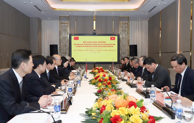 Hội nghị Tòa án nhân dân các tỉnh biên giới Việt Nam - Trung Quốc: Thắt chặt hợp tác tư pháp, giữ vững an ninh biên giới - Ảnh 2.