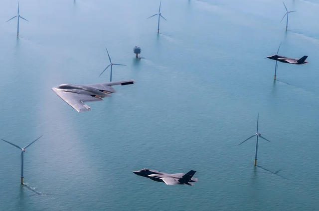 Dự án điện gió ngoài khơi 1,4 GW gặp rắc rối- Ảnh 1.