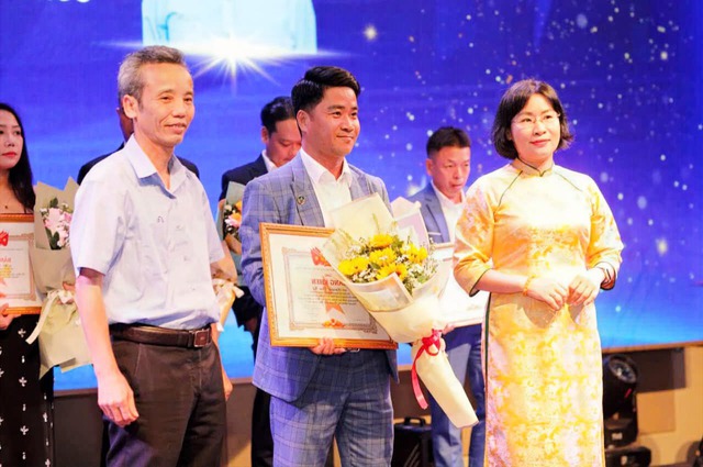 Người “giữ công lý” cho người yếu thế- Ảnh 2. Người “giữ công lý” cho người yếu thế- Ảnh 2.