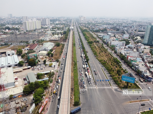 Người dân, tài xế vui mừng khi đường song hành Xa Lộ Hà Nội khơi thông - Ảnh 1.