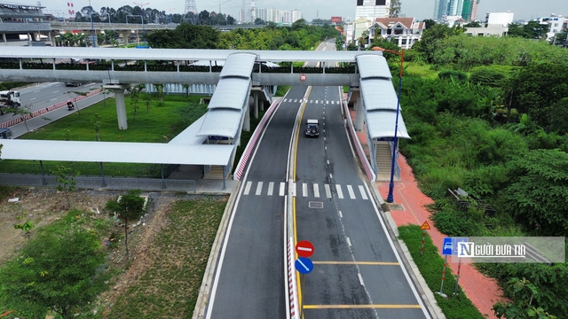 Người dân, tài xế vui mừng khi đường song hành Xa Lộ Hà Nội khơi thông - Ảnh 6.