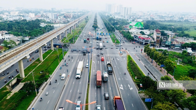 Người dân, tài xế vui mừng khi đường song hành Xa Lộ Hà Nội khơi thông - Ảnh 14.