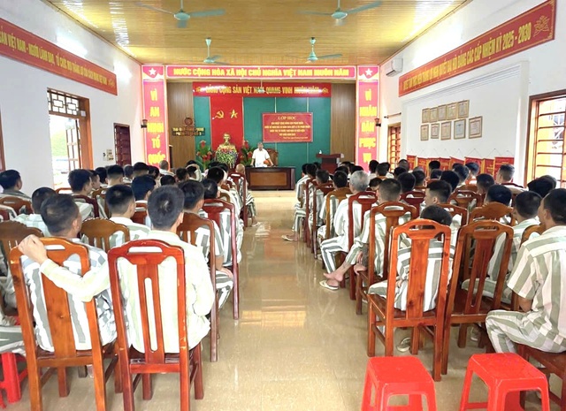 Hàng nghìn phạm nhân được "vũ trang" kiến thức pháp luật sau quãng đời lầm lỗi - Ảnh 1.