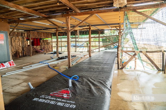 Đắk Lắk: Người dân hối hả phòng chống bão, tích trữ lương thực, tập kết cát chắn sóng ứng phó bão số 13- Ảnh 10. Đắk Lắk: Người dân hối hả phòng chống bão, tích trữ lương thực, tập kết cát chắn sóng ứng phó bão số 13- Ảnh 10.