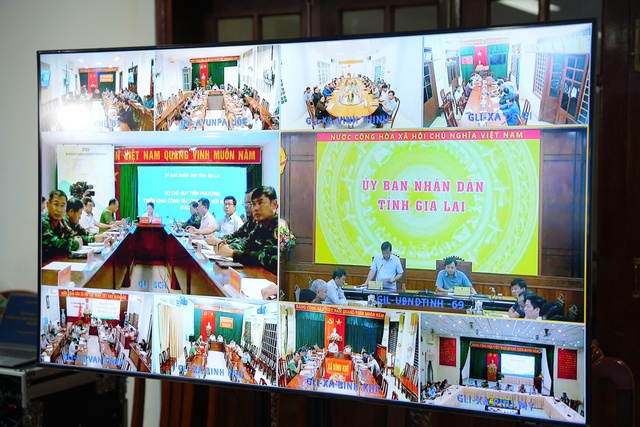 Gia Lai: Cưỡng chế di dời đối với các trường hợp không chịu sơ tán trước bão số 13- Ảnh 3. Gia Lai: Cưỡng chế di dời đối với các trường hợp không chịu sơ tán trước bão số 13- Ảnh 3.