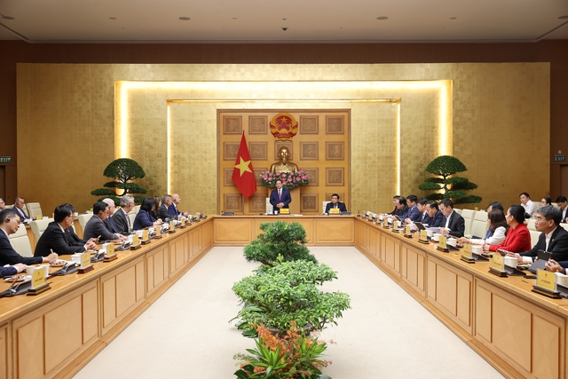 Việt Nam phấn đấu có nhà máy chip bán dẫn đầu tiên trong năm 2026 - Ảnh 1.