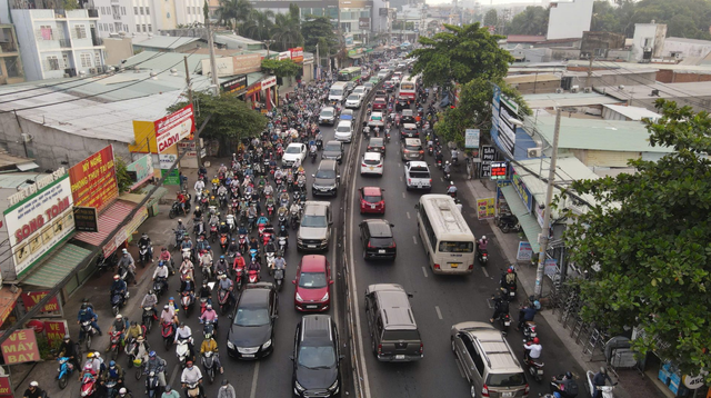 Đầu tư 57.000 tỷ đồng vào 4 dự án cửa ngõ giải quyết kẹt xe- Ảnh 1. Đầu tư 57.000 tỷ đồng vào 4 dự án cửa ngõ giải quyết kẹt xe- Ảnh 1.