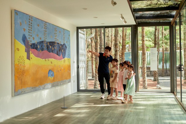 Khi nghệ thuật trở thành một phần của kỳ nghỉ - Trải nghiệm tinh tế tại Flamingo Đại Lải Resort - Ảnh 2.