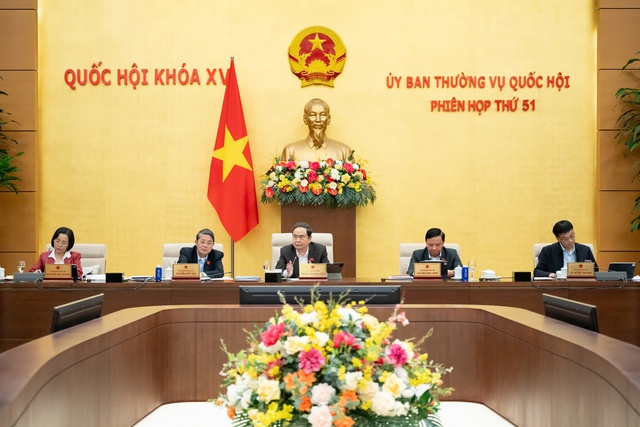 Ủy ban Thường vụ Quốc hội phê chuẩn kết quả bầu, miễn nhiệm nhân sự- Ảnh 1. Ủy ban Thường vụ Quốc hội phê chuẩn kết quả bầu, miễn nhiệm nhân sự- Ảnh 1.