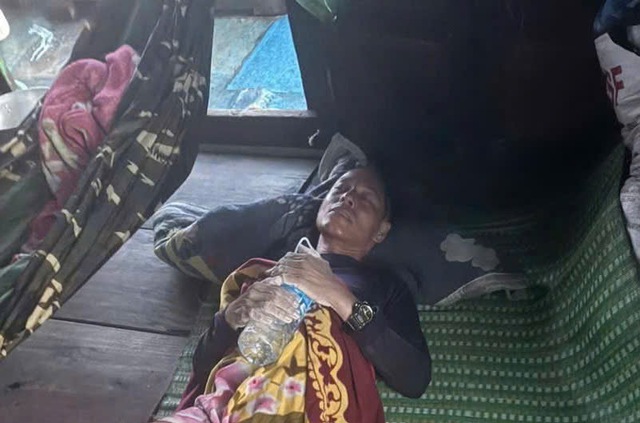 Kỳ tích Lý Sơn: 48 giờ trôi dạt trên biển qua lời kể của nạn nhân- Ảnh 1. Kỳ tích Lý Sơn: 48 giờ trôi dạt trên biển qua lời kể của nạn nhân- Ảnh 1.