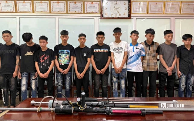 Hàng chục thanh thiếu niên ở Huế vướng vòng lao lý khi đem hung khí đi giải quyết mâu thuẫn- Ảnh 1. Hàng chục thanh thiếu niên ở Huế vướng vòng lao lý khi đem hung khí đi giải quyết mâu thuẫn- Ảnh 1.