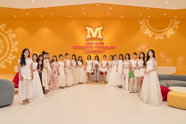 Trường Đại học Công nghệ Miền Đông khai giảng năm học mới- Ảnh 2.